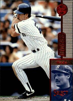 Wade Boggs #34 Baseball Cards 1997 Select