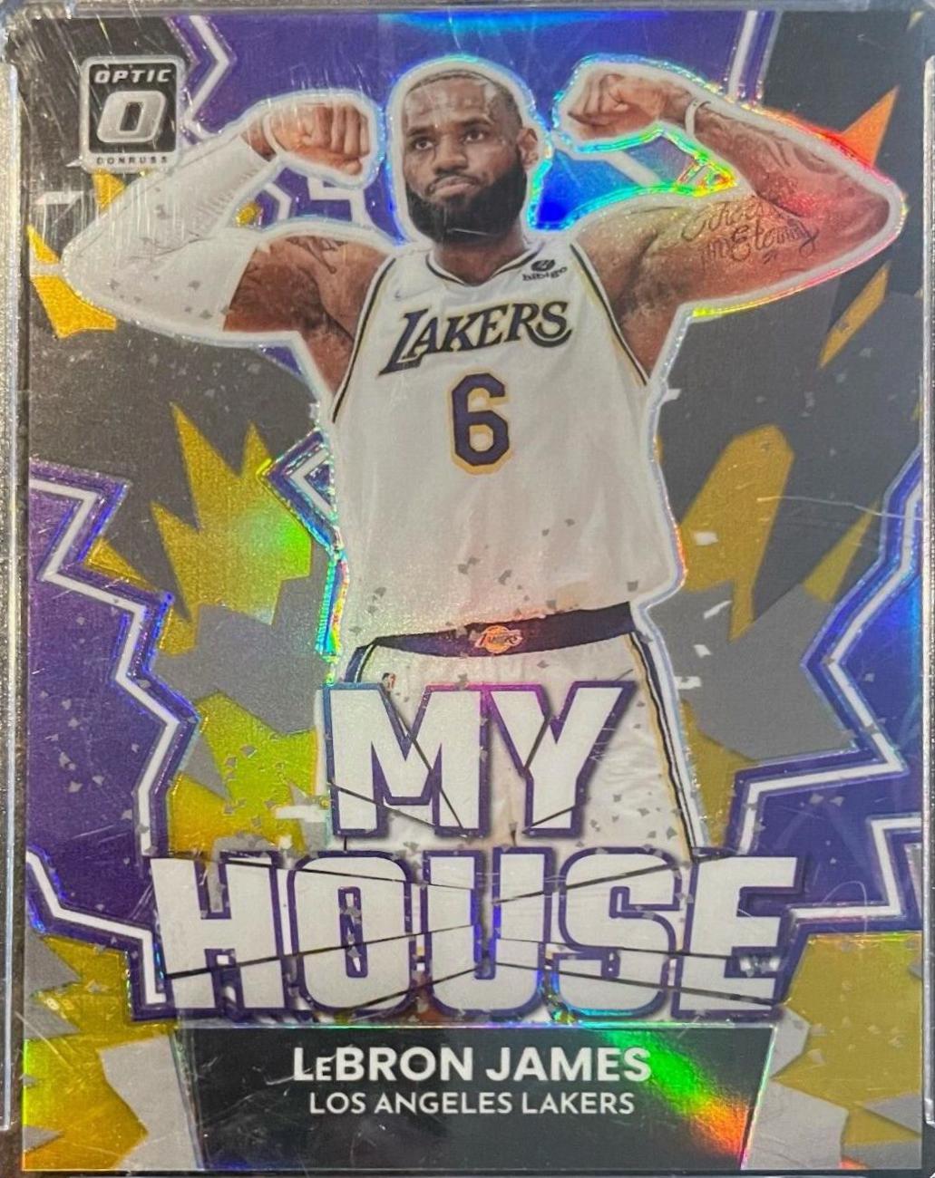 LeBron James [Gold] #4