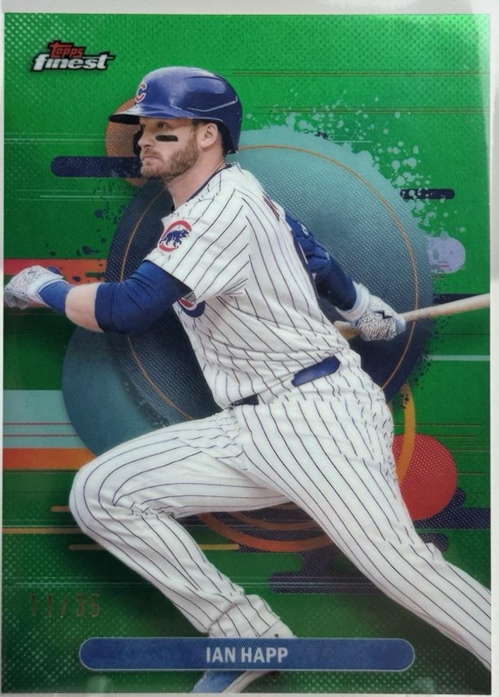 Ian Happ [Green Refractor] #145