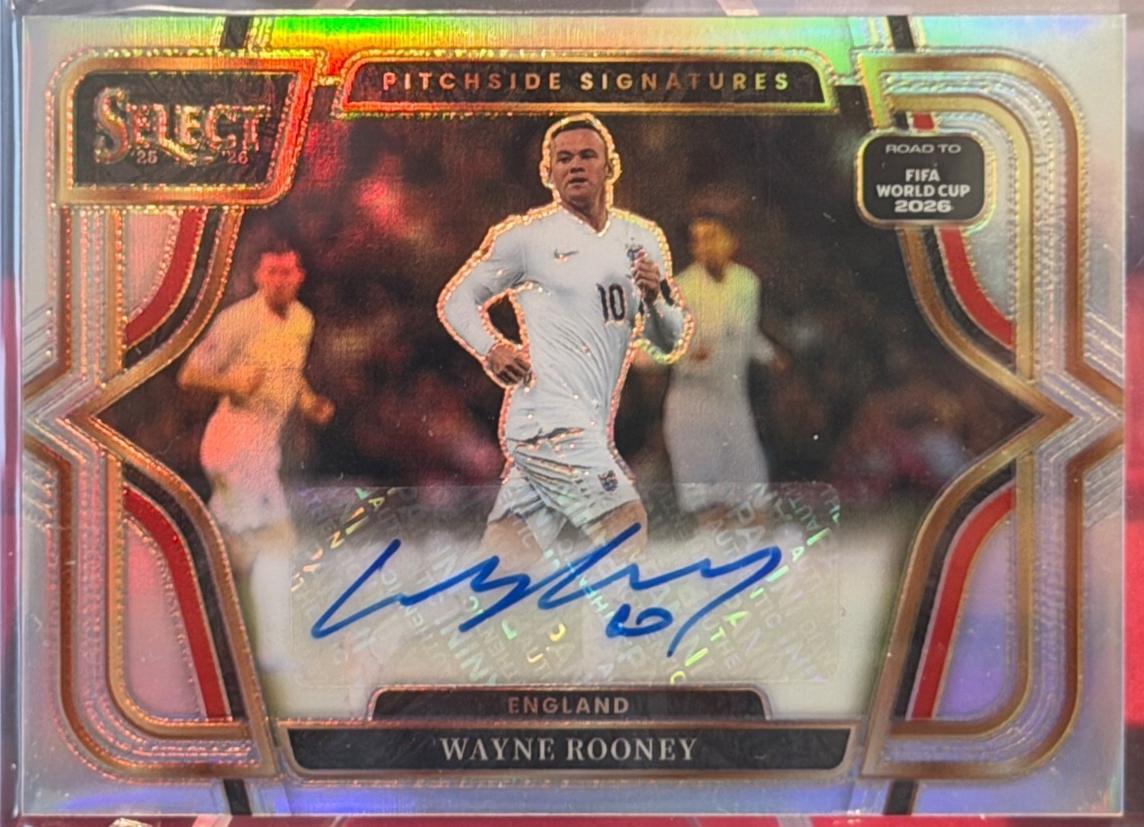 Wayne Rooney #27 2025 Panini Select Road To FIFA Pitchside Signature