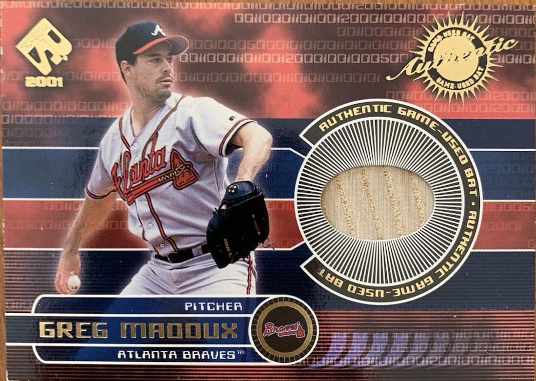 Greg Maddux #29 Baseball Cards 2001 Pacific Private Game Used