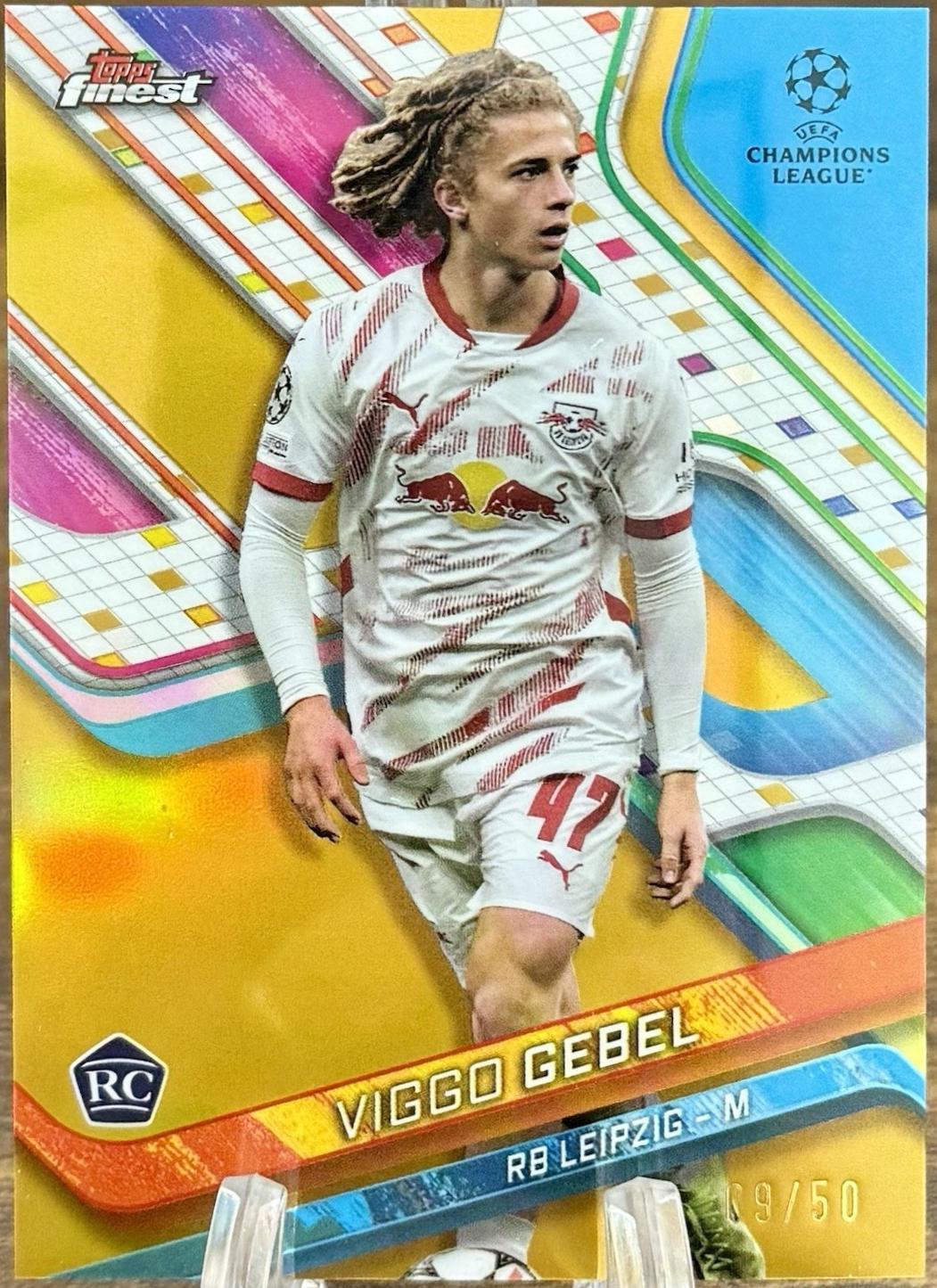 Viggo Gebel [Gold Refractor Extended Rookie Variation] #151