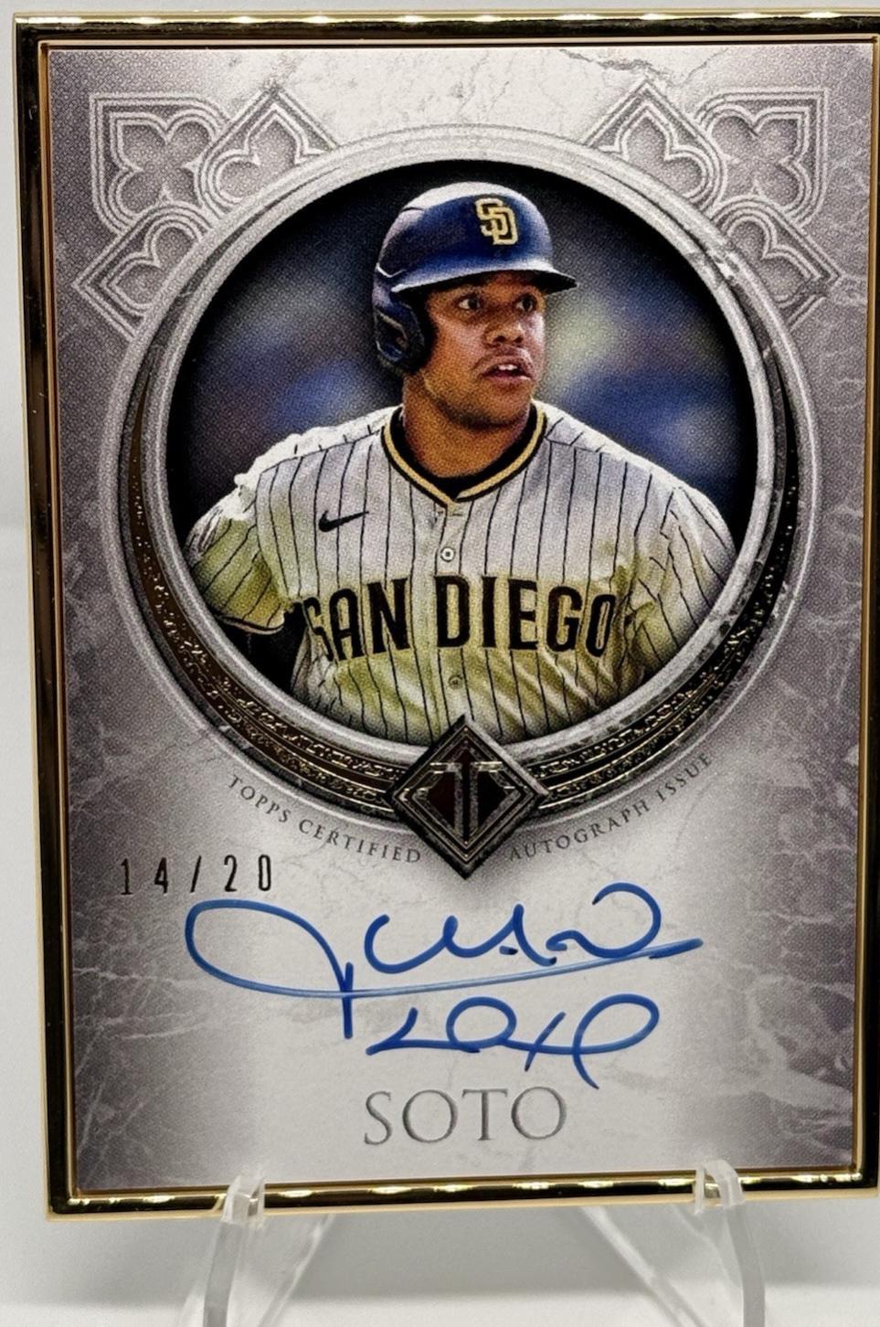 Juan Soto #TCA-JS 2023 Topps Transcendent Gold Frame Autographs Baseball