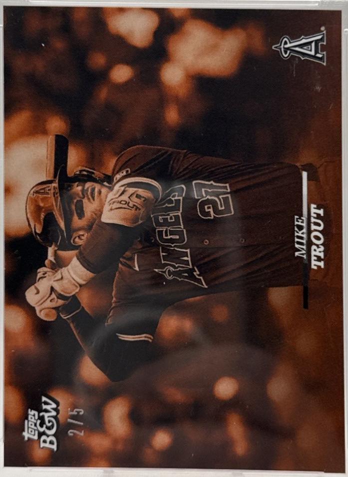 Mike Trout [Orange] #16