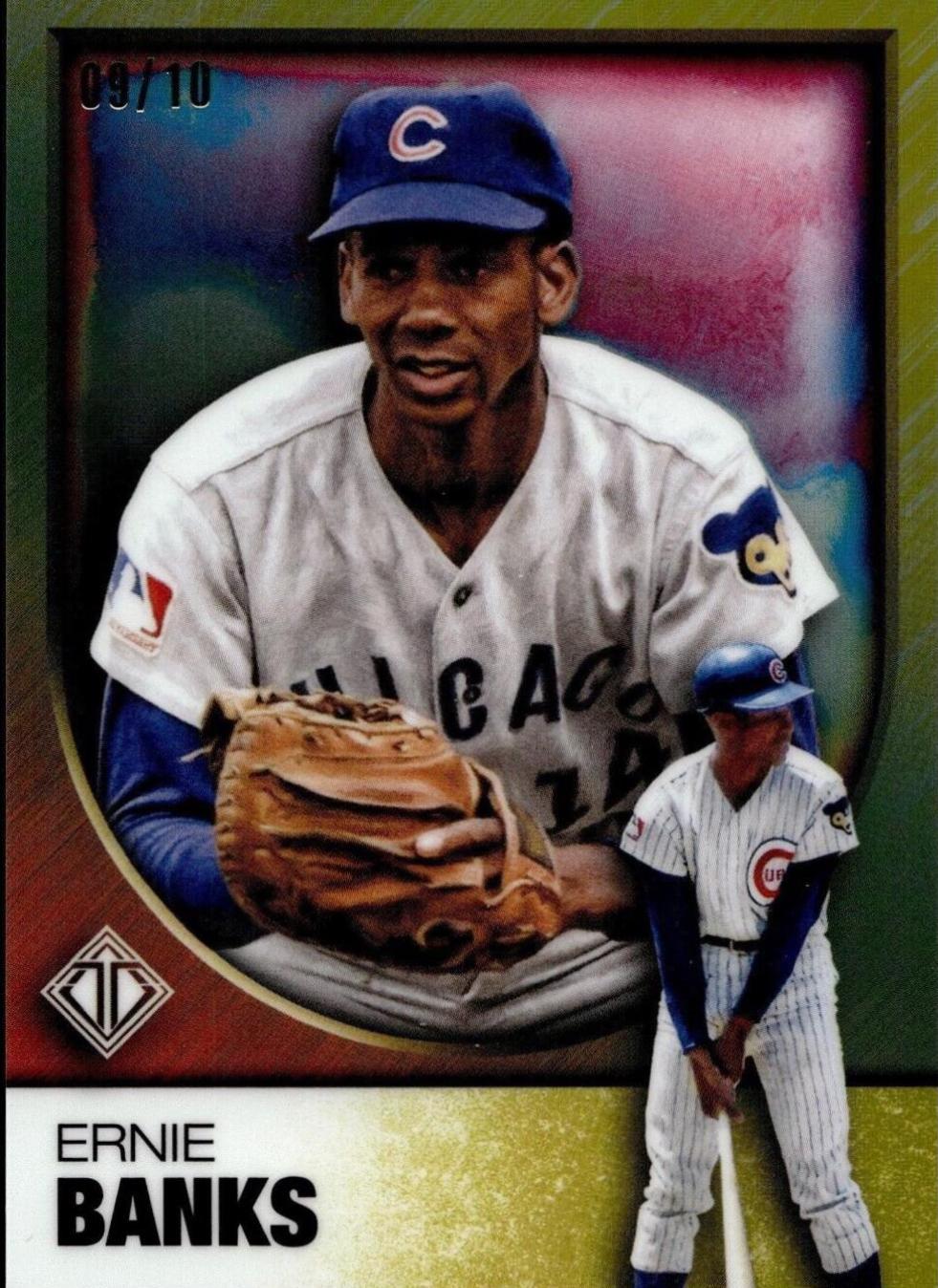 Ernie Banks [Gold Refractor Variation] #59