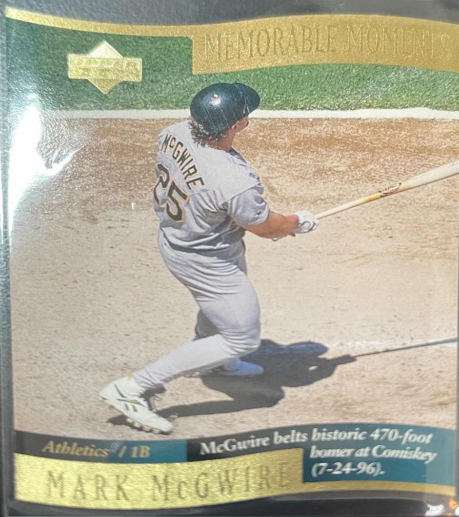 Mark McGwire #7/10 Baseball Cards 1997 Upper Deck Memorable Moments