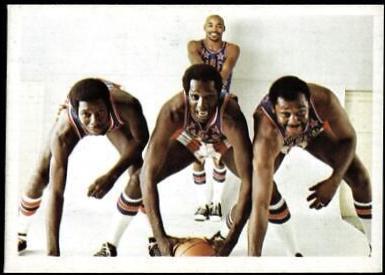 Football Routine #68 Basketball Cards 1971 Globetrotters 84