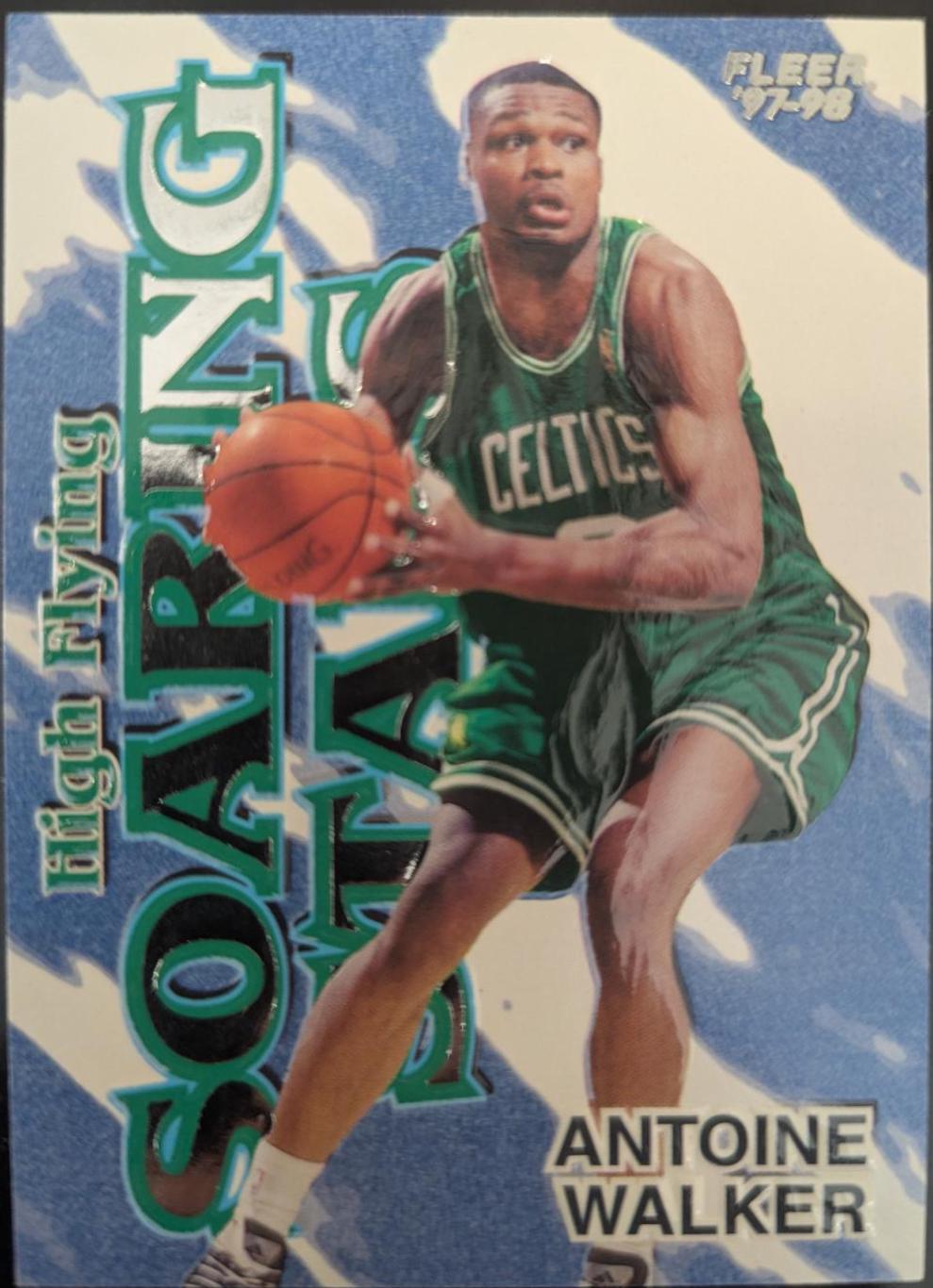 Antoine Walker #19 Basketball Cards 1997 Fleer High Flying Soaring Stars
