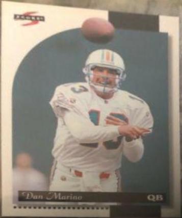 Dan Marino #14 Football Cards 1996 Panini Score