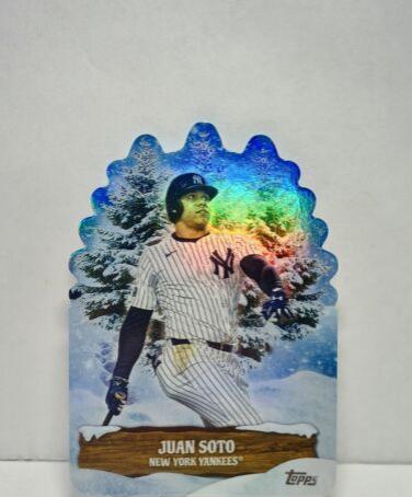 Juan Soto #EG-24 Baseball Cards 2024 Topps Holiday Evergreen