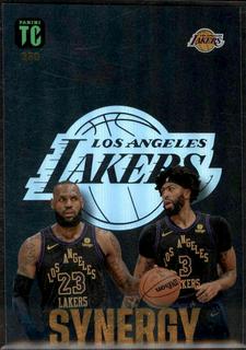 Davis / James