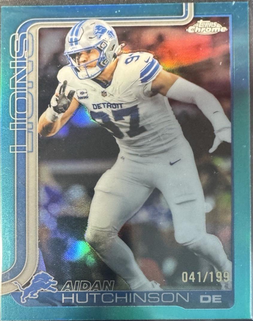 Aidan Hutchinson [Aqua Refractor] #104