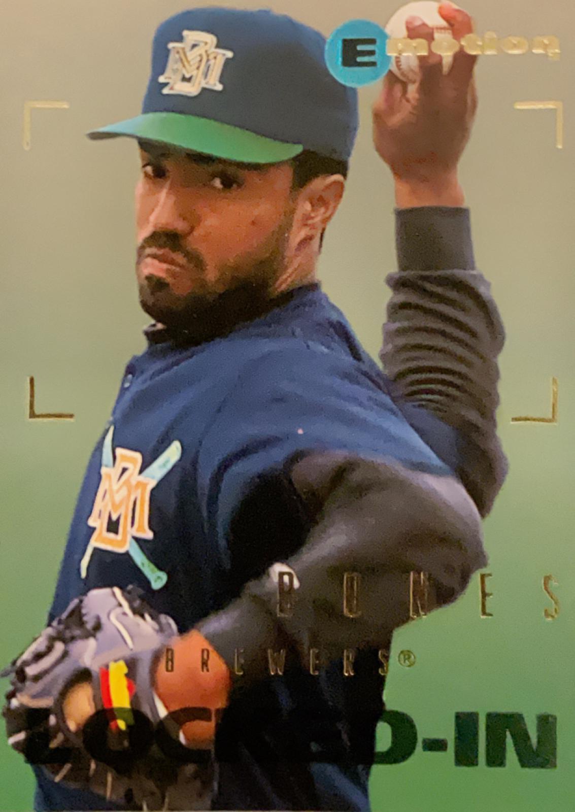 Ricky Bones #52 Baseball Cards 1995 Emotion