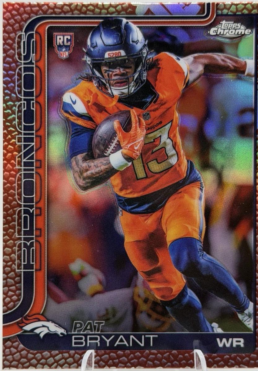 Pat Bryant [Football Leather Refractor] #313