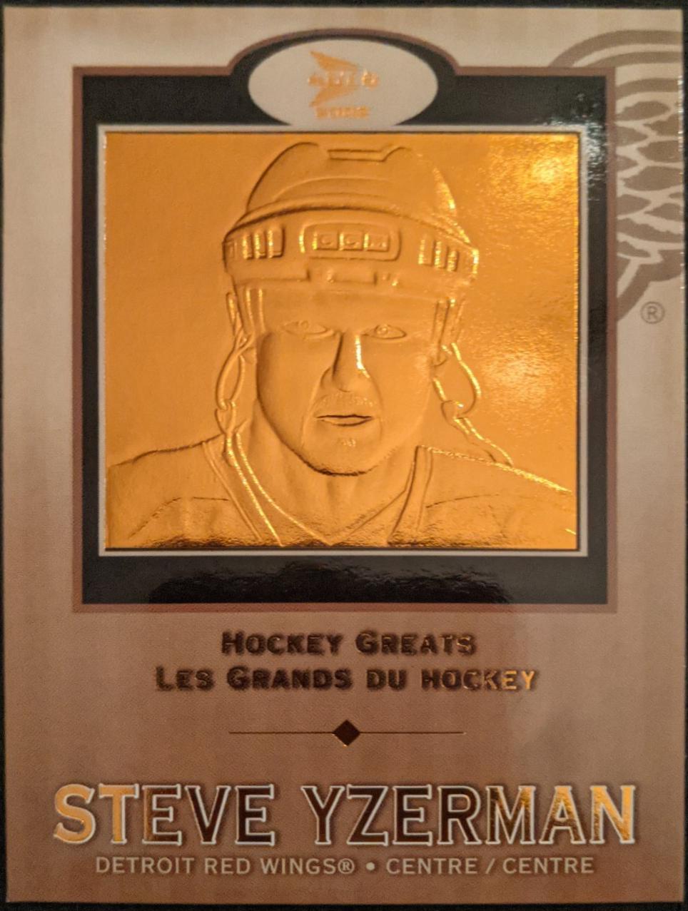 Steve Yzerman #5 Hockey Cards 2001 Pacific Prism Gold McDonald's Hockey Greats
