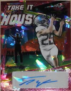 Travis Dye