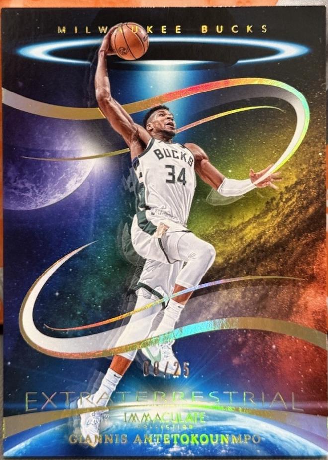 Giannis Antetokounmpo #5 Basketball Cards 2023 Panini Immaculate Extraterrestrial