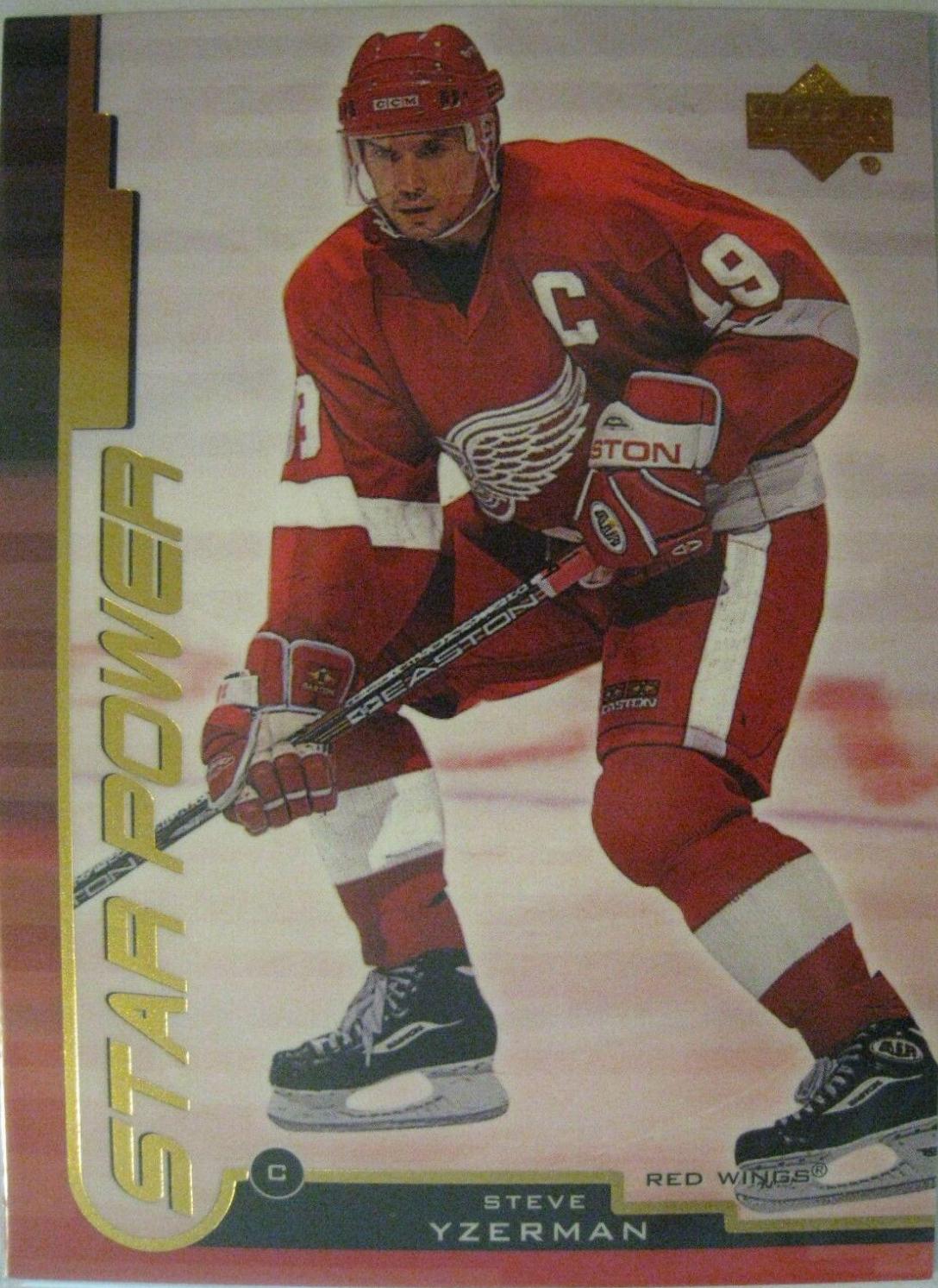 Steve Yzerman #140 Hockey Cards 1999 Upper Deck
