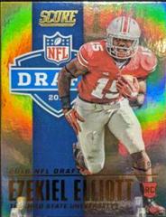 Ezekiel Elliott [Jumbo Gold] #4 Football Cards 2016 Panini Score NFL Draft Prices