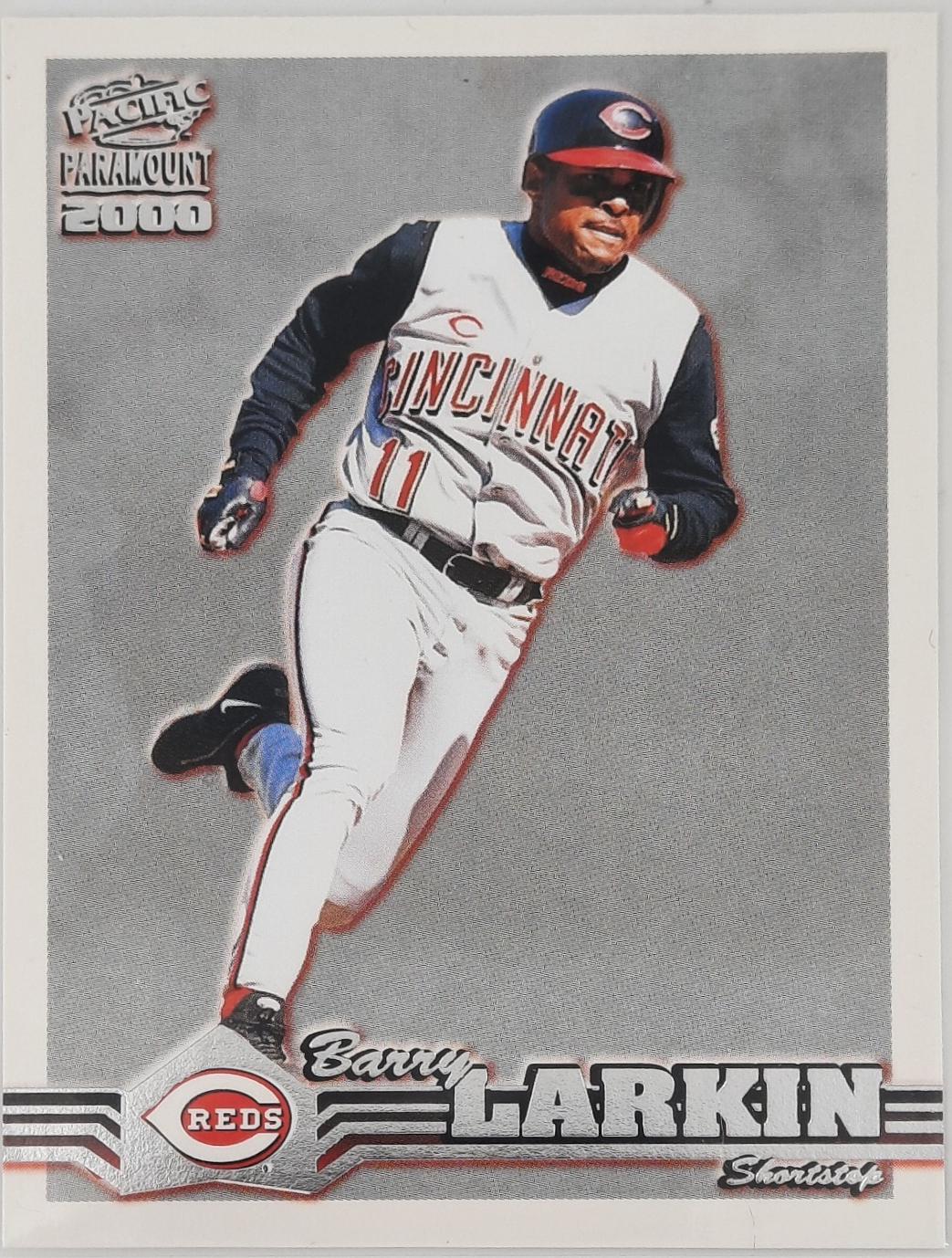 Barry Larkin #63 Baseball Cards 2000 Pacific Paramount