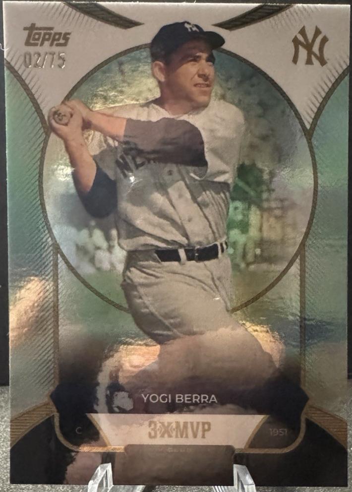 Yogi Berra [Aqua Foil] #22