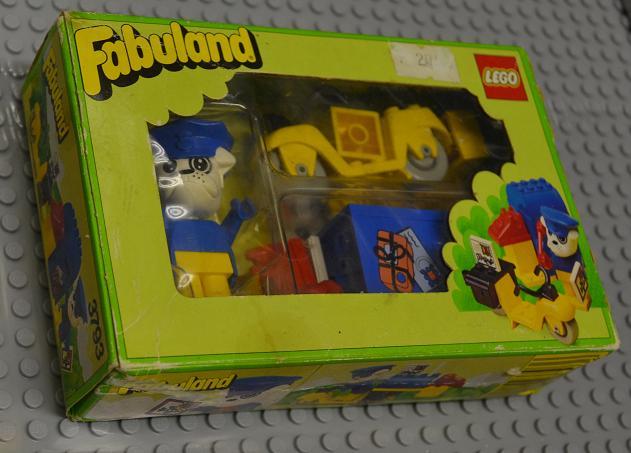 Buzzy Bulldog's Mailbox #3793 LEGO Fabuland