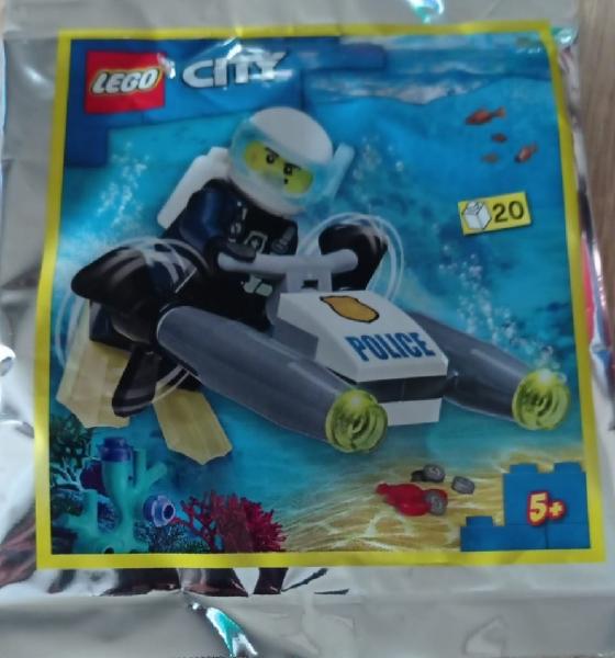 Police Diver with Underwater Scooter #952208 LEGO City