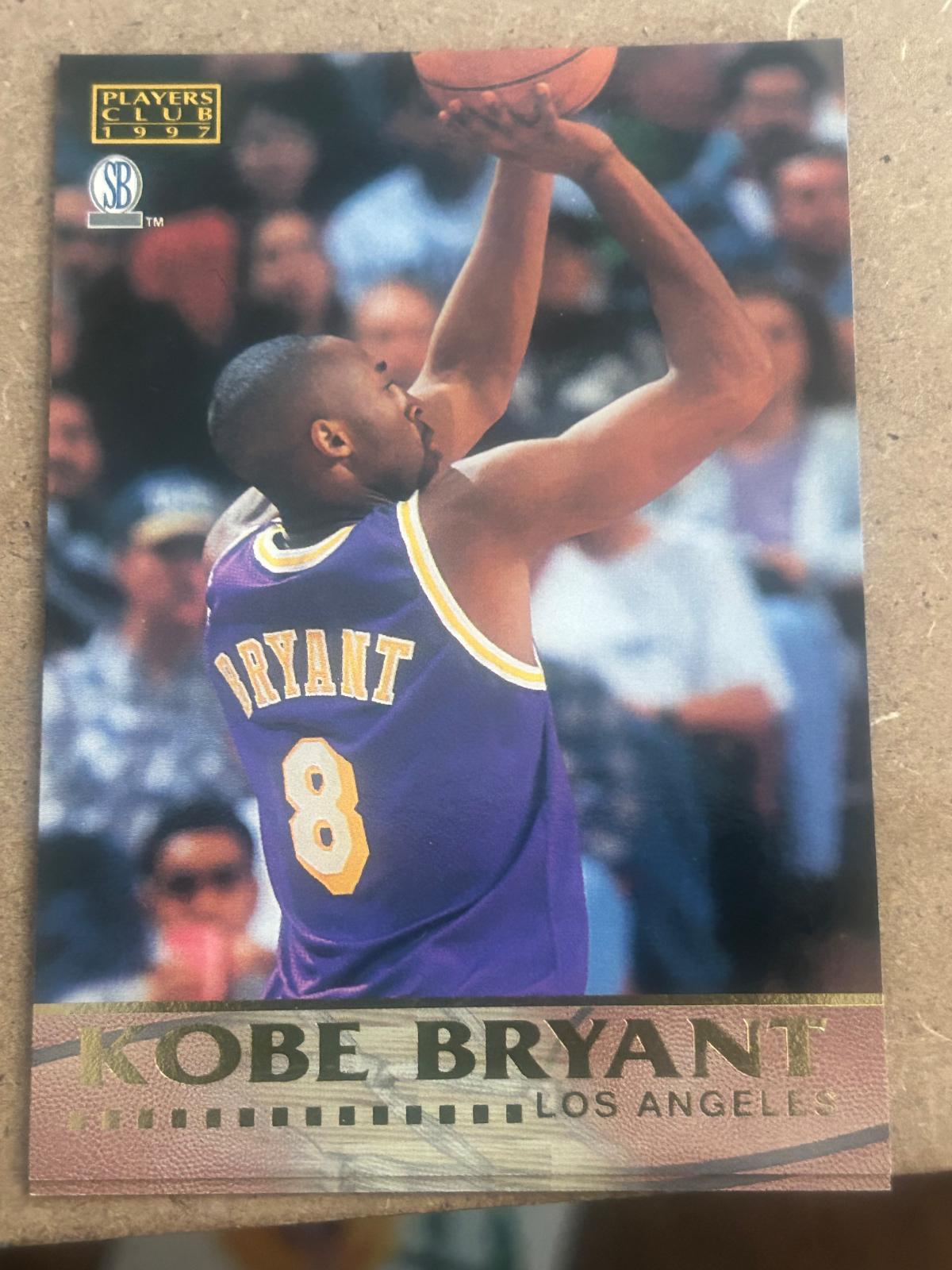 Kobe Bryant #16 Basketball Cards 1997 Score Board Autographed Collection