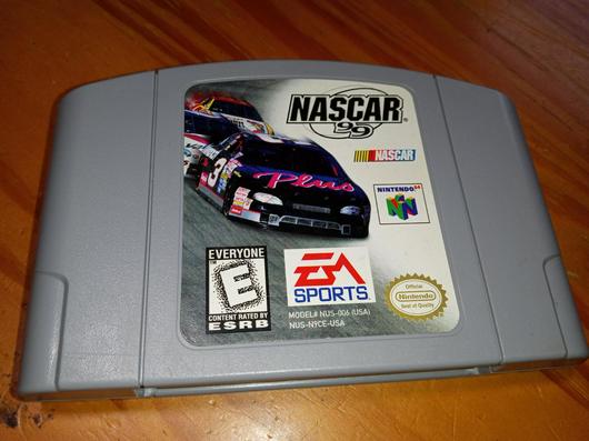 NASCAR 99 photo