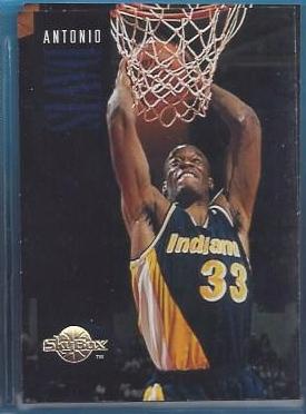 Antonio Davis #65 Basketball Cards 1994 SkyBox Premium