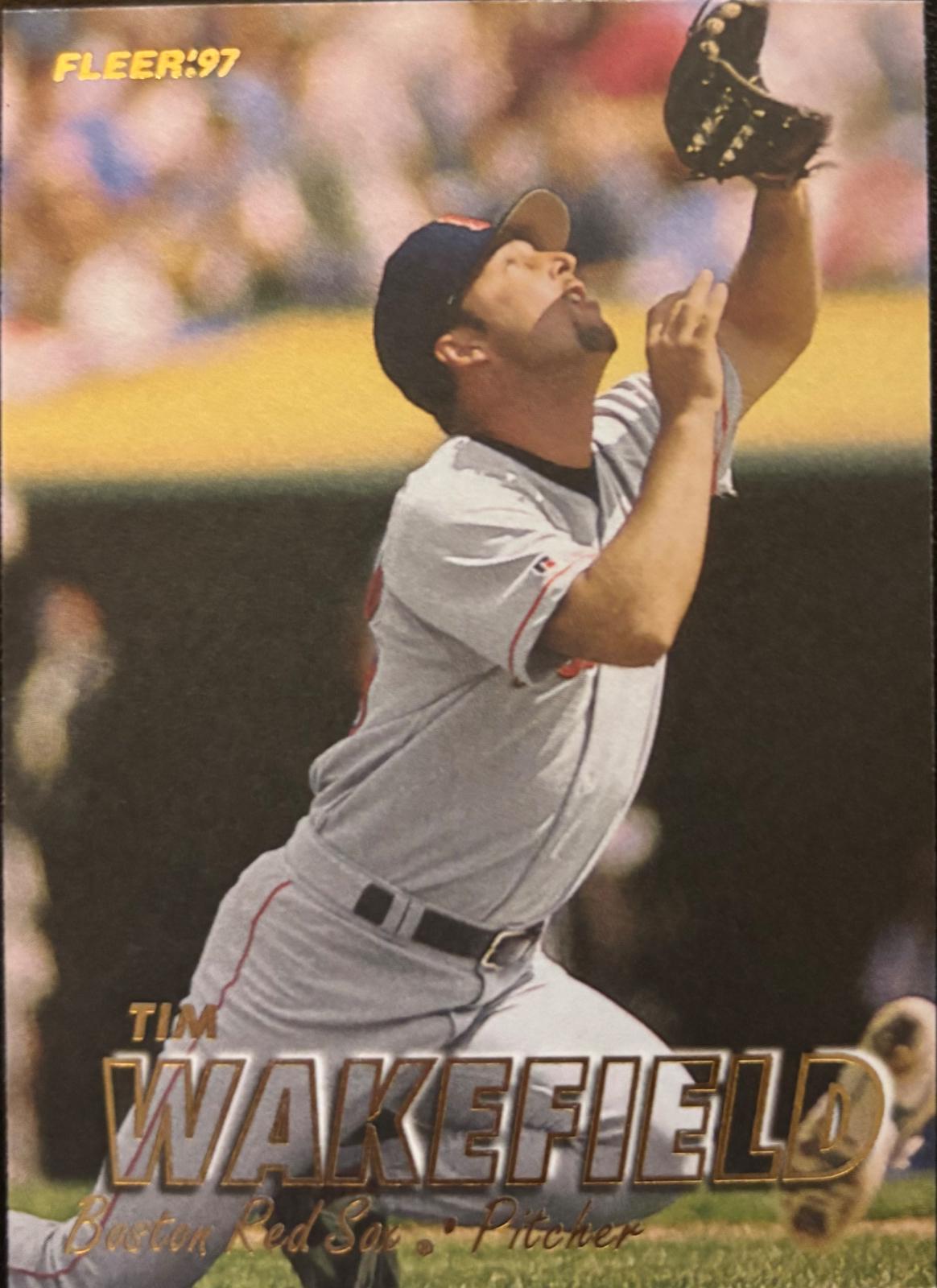 Tim Wakefield #33 Baseball Cards 1997 Fleer