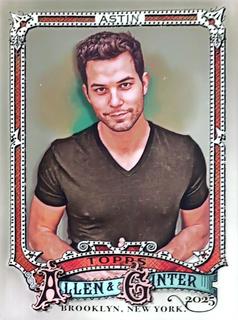 Skylar Astin