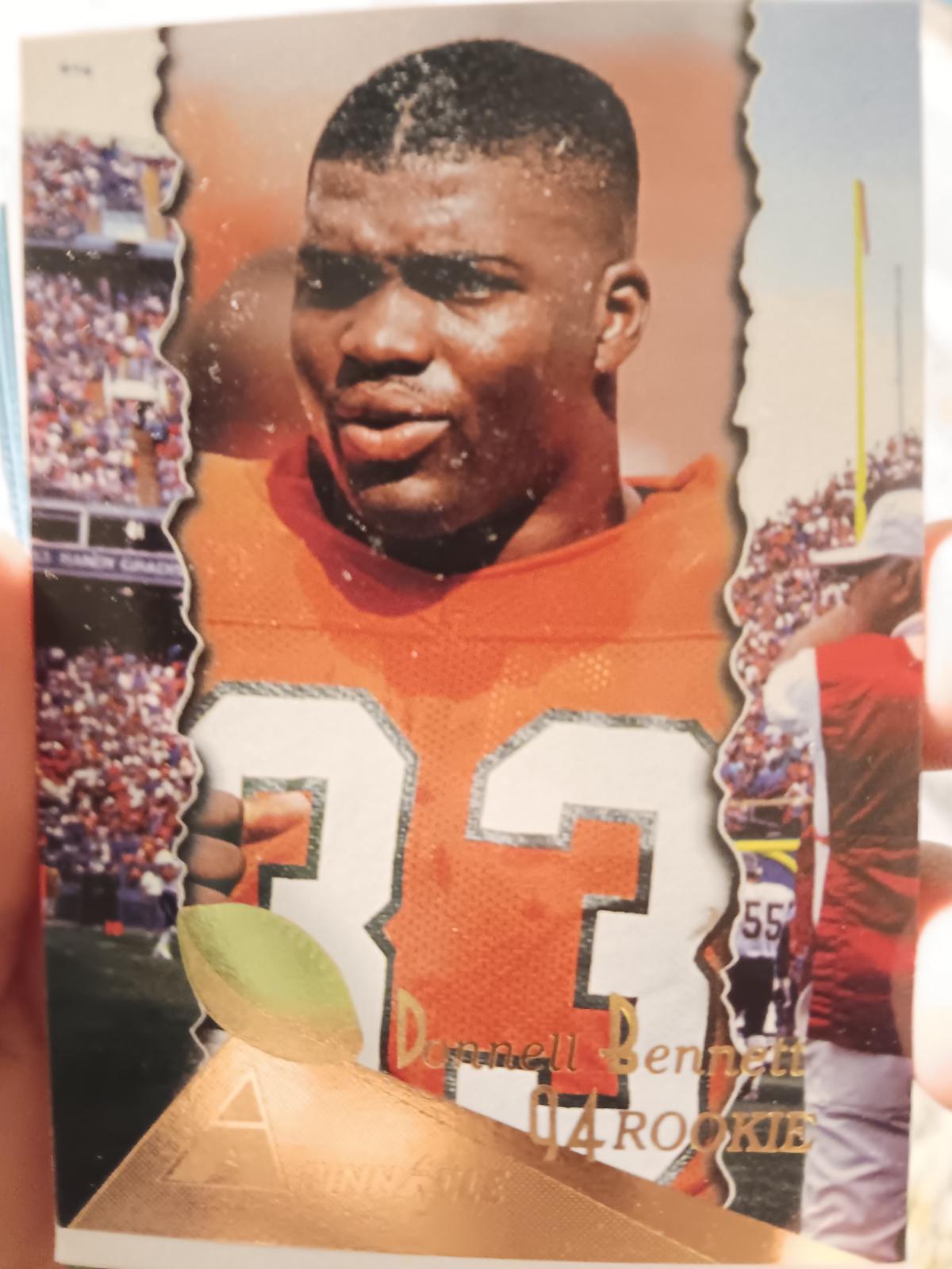 Donnell Bennett #221 Football Cards 1994 Pinnacle