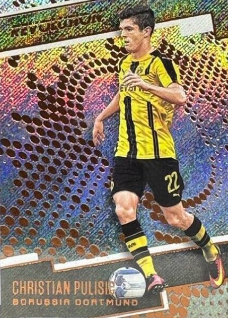 Christian Pulisic #31 Soccer Cards 2017 Panini Revolution