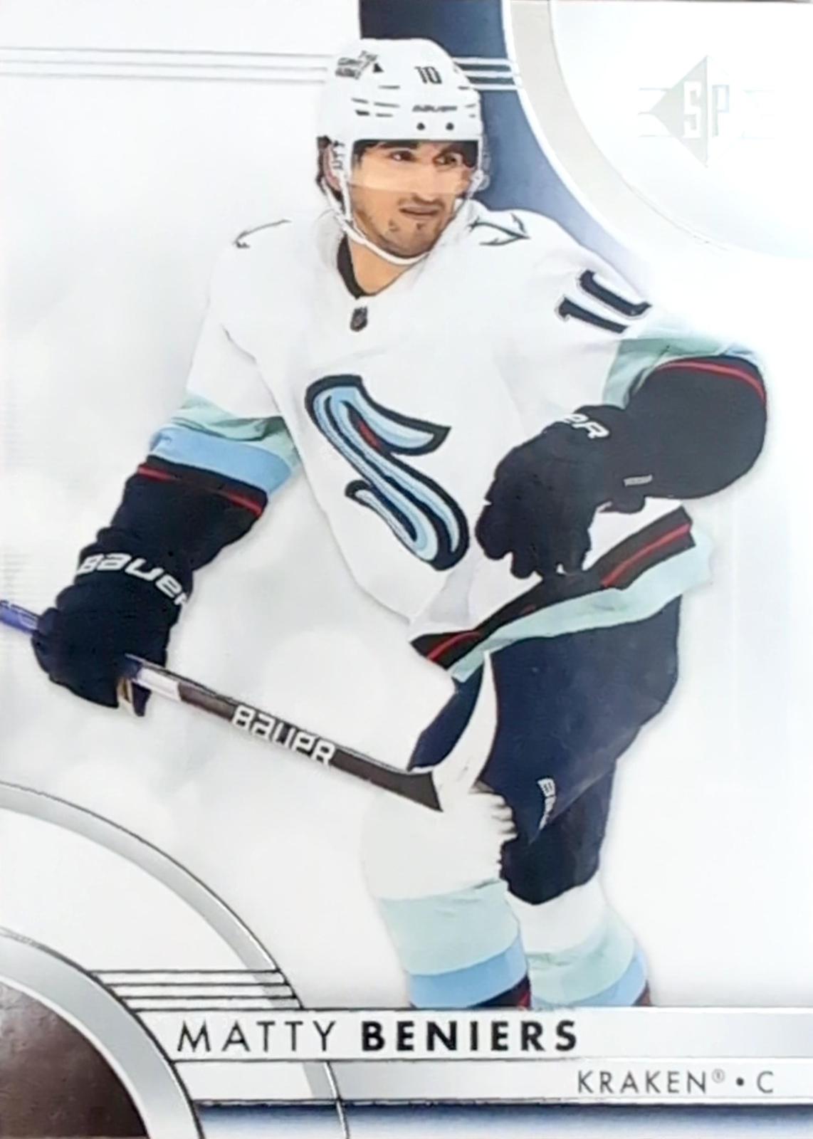 Matty Beniers #14 Hockey Cards 2023 SP