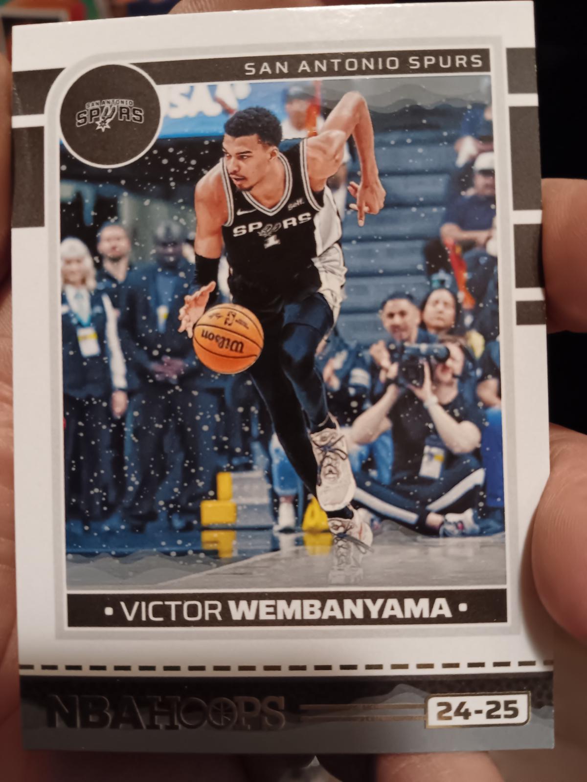 2024 Panini NBA Hoops Victor Wembanyama [Winter] #165 card