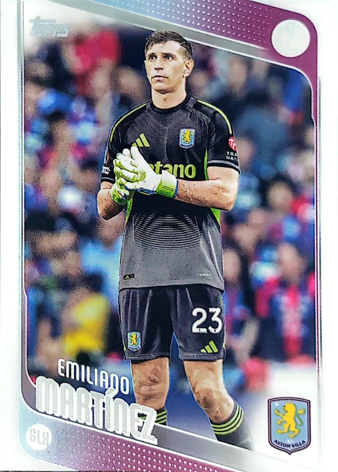 Emiliano Martinez #75 2025 Topps UEFA