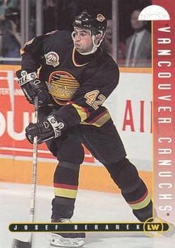 Josef Beranek #232 Hockey Cards 1995 Leaf