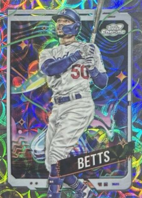 Mookie Betts [Nucleus Refractor] #53