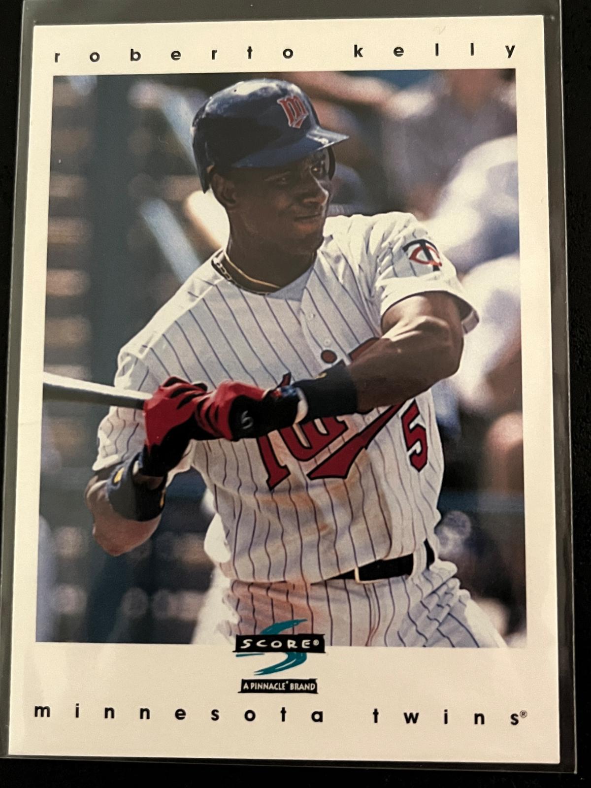 Roberto Kelly #454 1997 Score Baseball