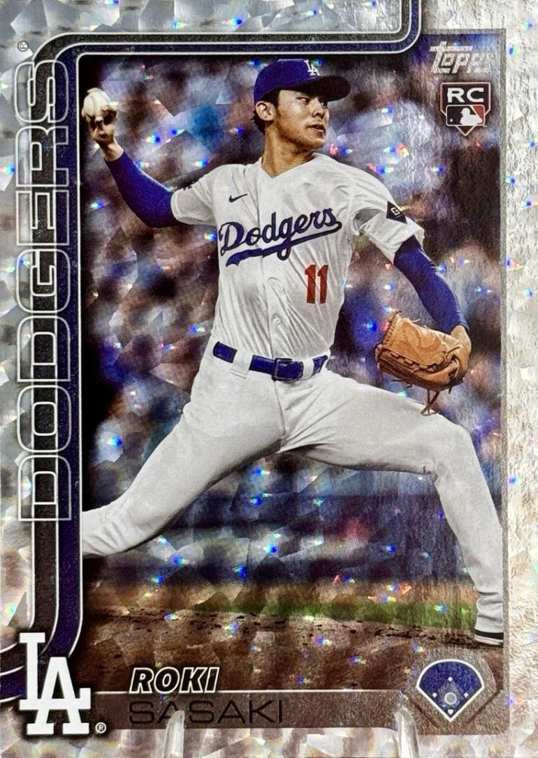 Roki Sasaki [Silver Crackle Foilboard] #558 Prices | 2025 Topps