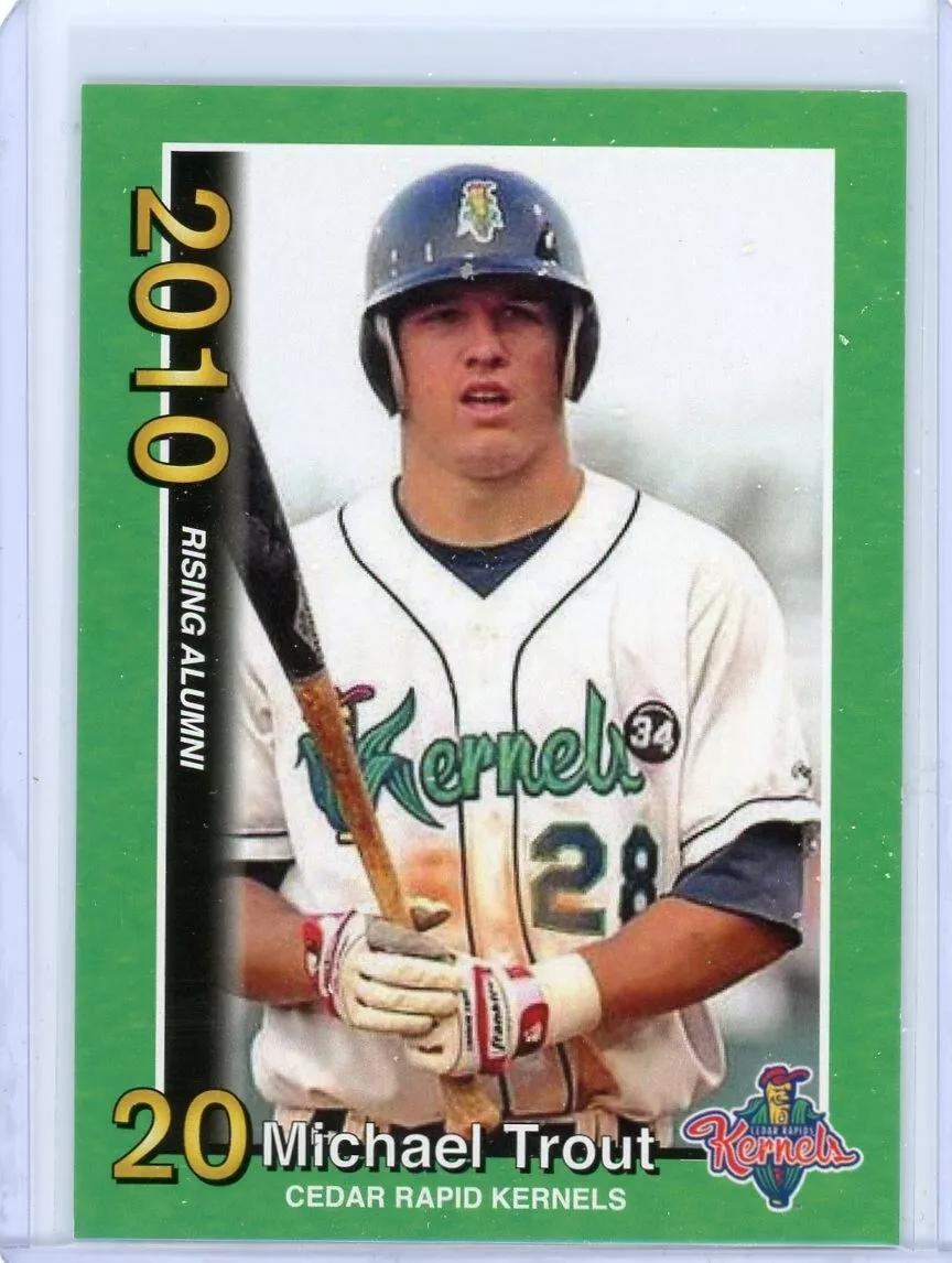 Michael Trout: Rising Alumni #3 Baseball Cards 2010 Cedar Rapids Kernels