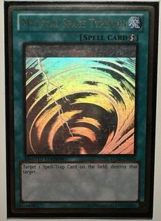 Mystical Space Typhoon GLD5-EN038