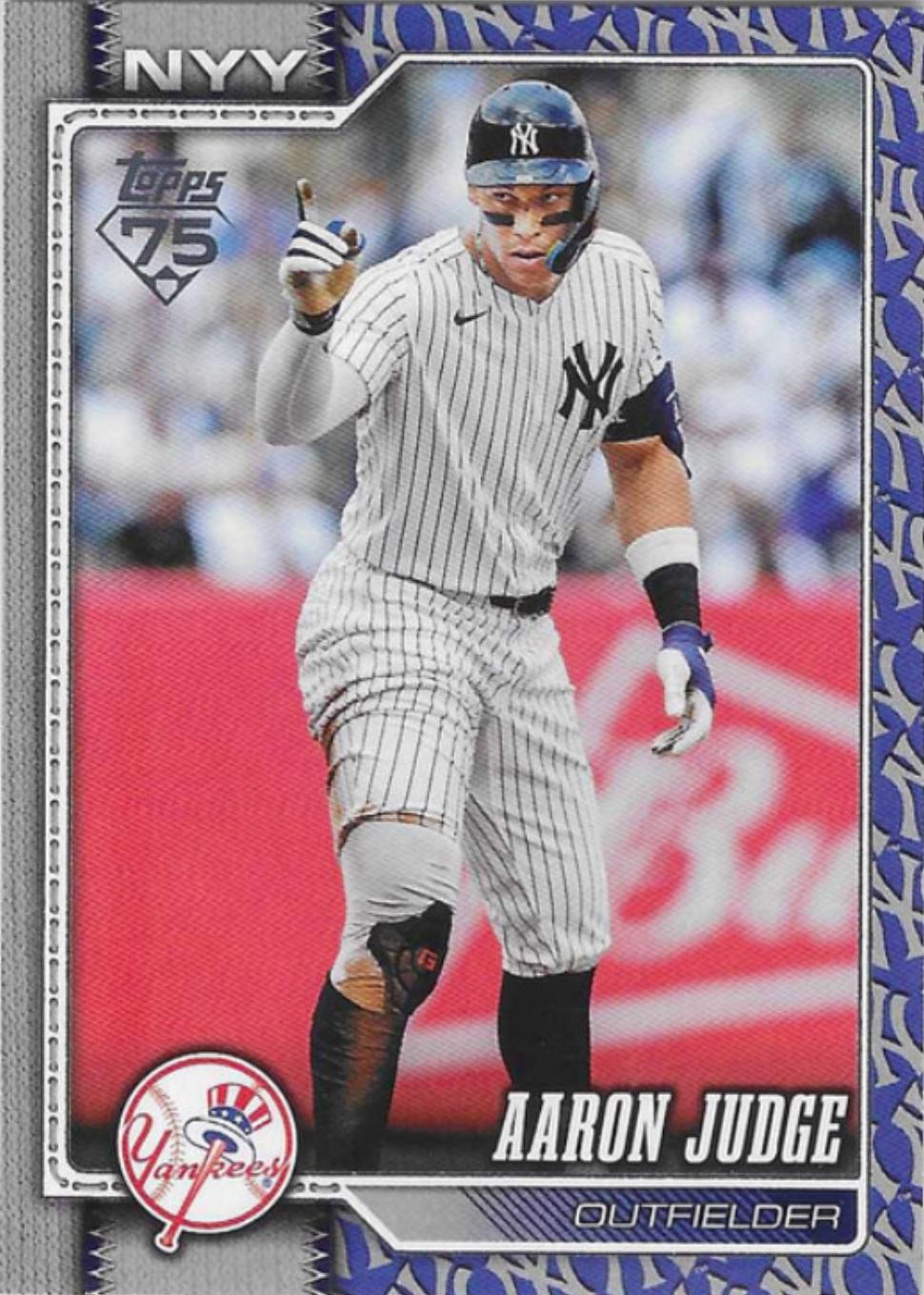 Aaron Judge [Team Color Border Variation] grading analysis