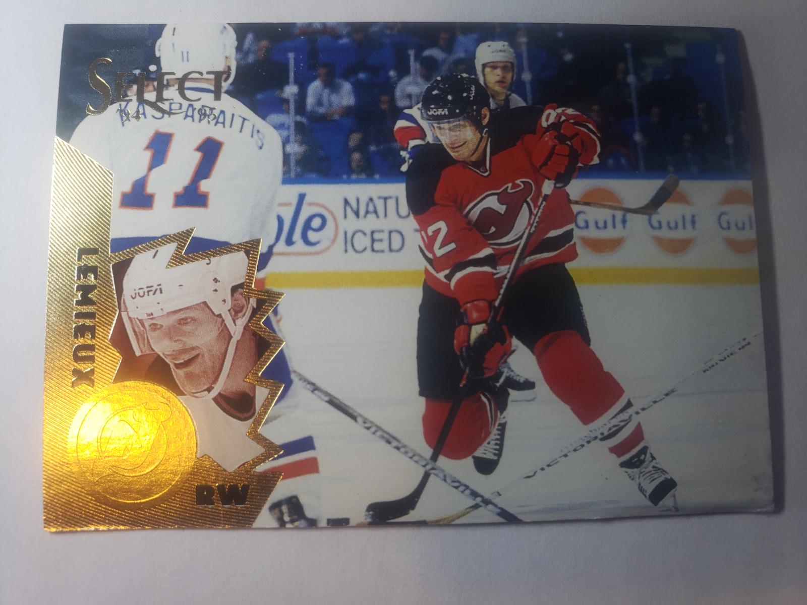 Claude Lemieux #73 Hockey Cards 1994 Select