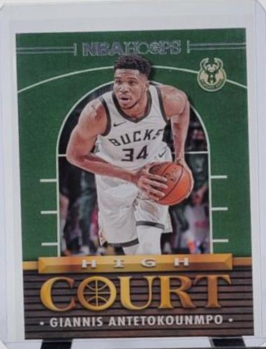Giannis Antetokounmpo #7 Basketball Cards 2021 Panini Hoops High Court
