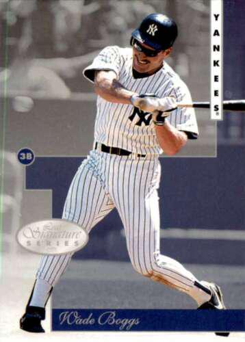 Wade Boggs #5 Baseball Cards 1996 Leaf Signature