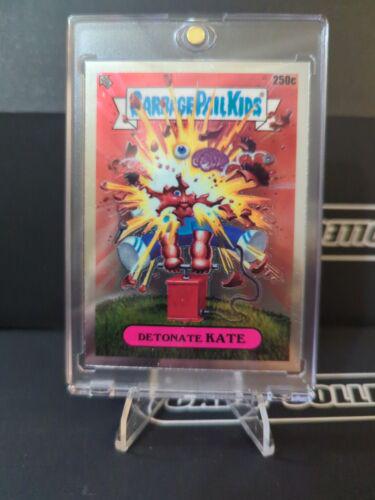 Detonate KATE #250c 2023 Garbage Pail Kids Chrome
