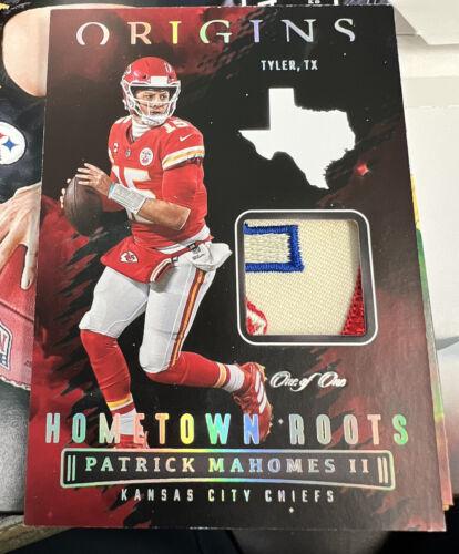 Patrick Mahomes II #HR-PMA Football Cards 2022 Panini Origins Hometown Roots