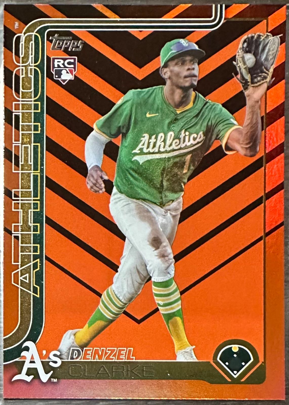 Denzel Clarke [Holiday] #US14 Prices [Rookie] | 2025 Topps Update ...